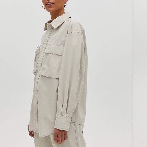 Tna BEL AIR BUTTON UP - Picture 1 of 4